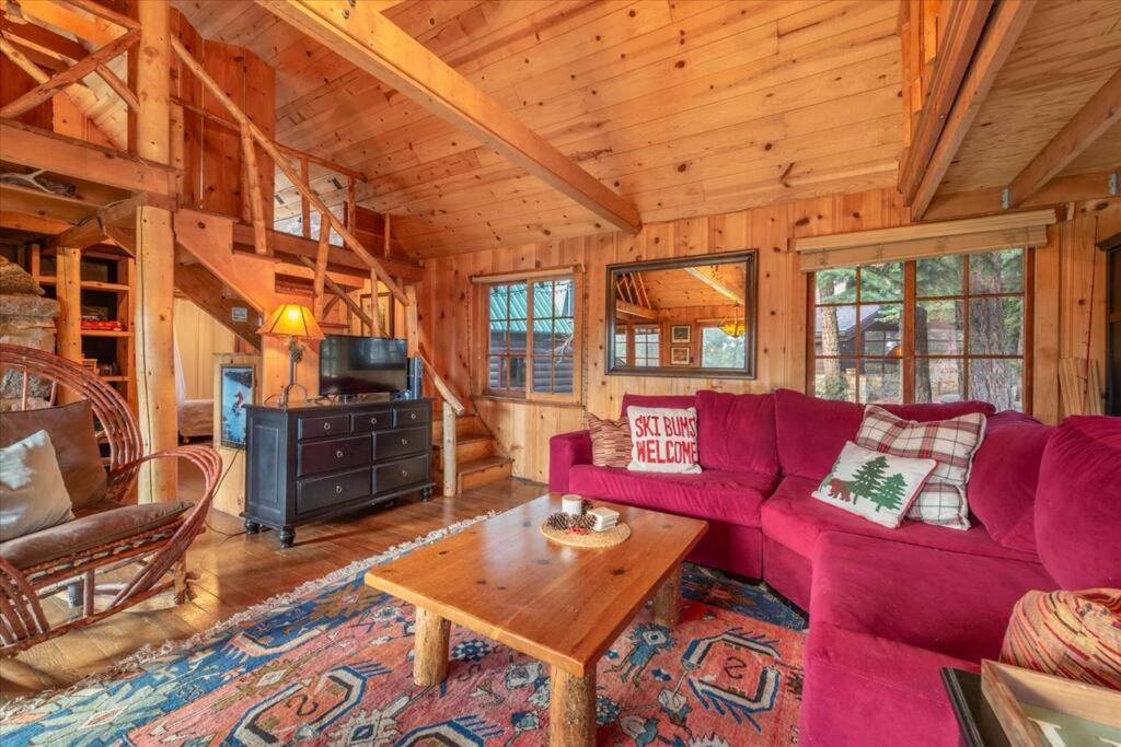 Coziest Cabin In Tahoe W Stone Fireplace Comfy Beds Close To Slopes & Lake Carnelian Bay Exterior photo